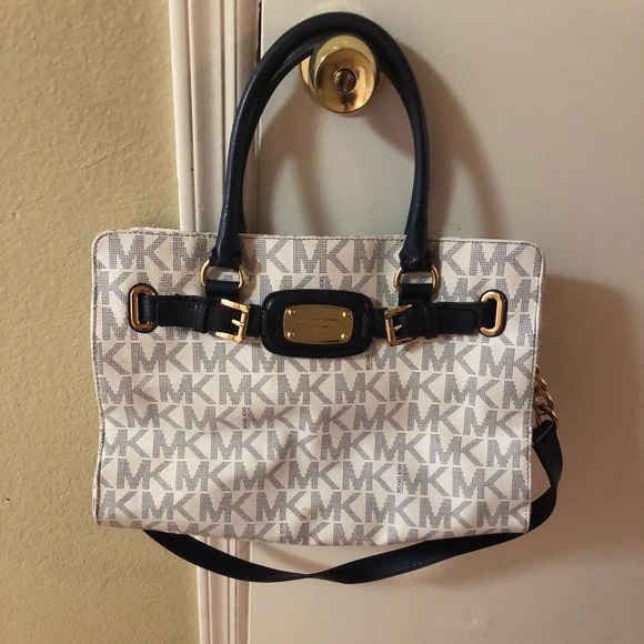 Handbag - Picture 1 of 2